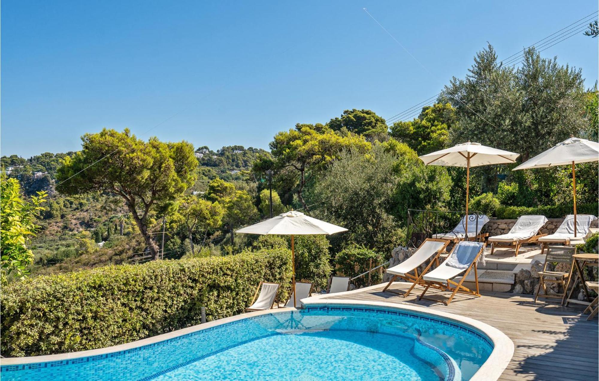 Beautiful Home In Anacapri With Kitchen Eksteriør billede